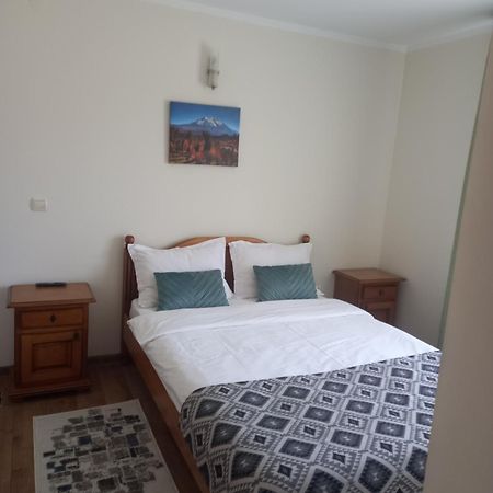 Pensiunea Alunis Hotel Sadova  Kültér fotó