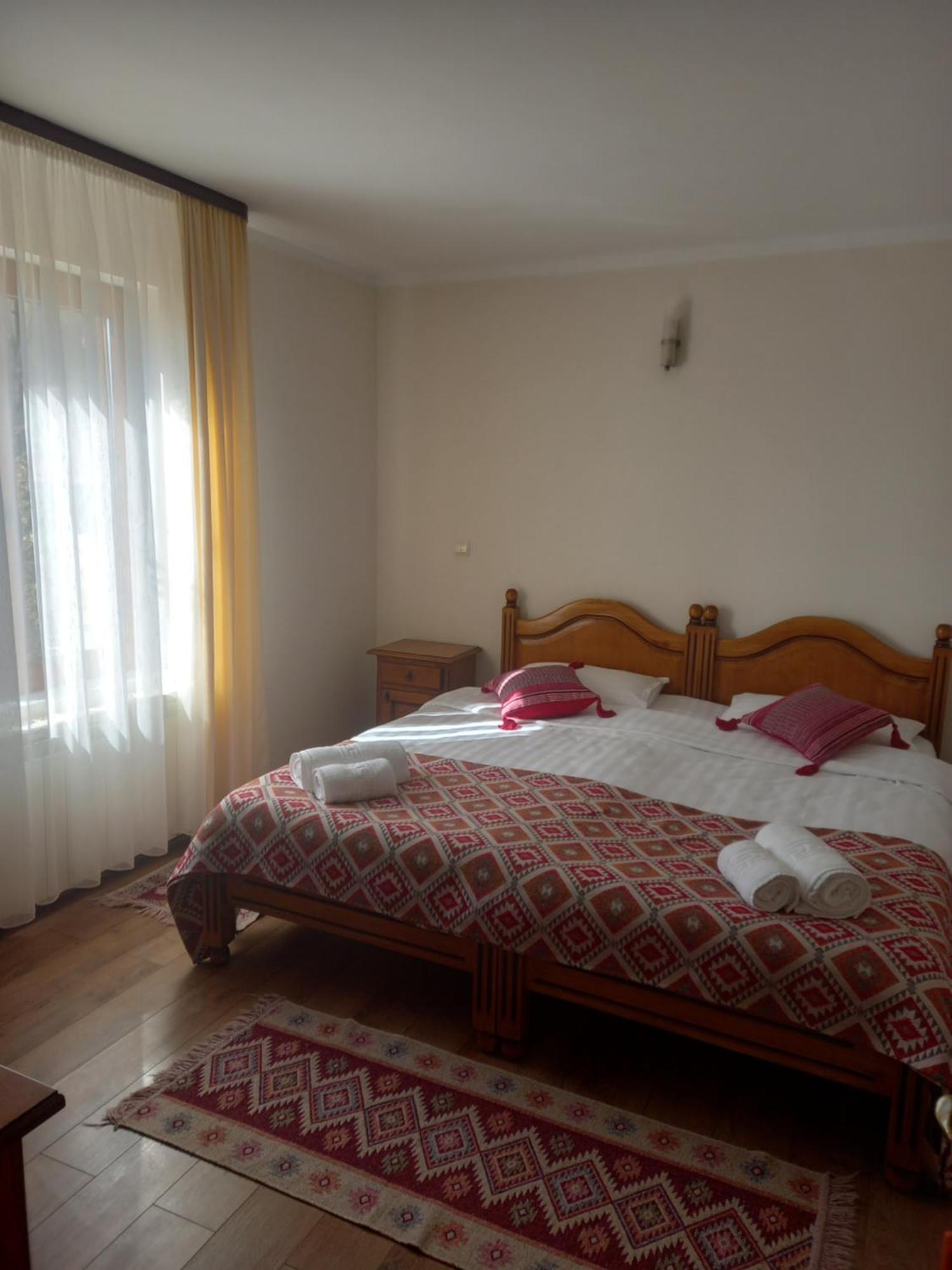 Pensiunea Alunis Hotel Sadova  Kültér fotó