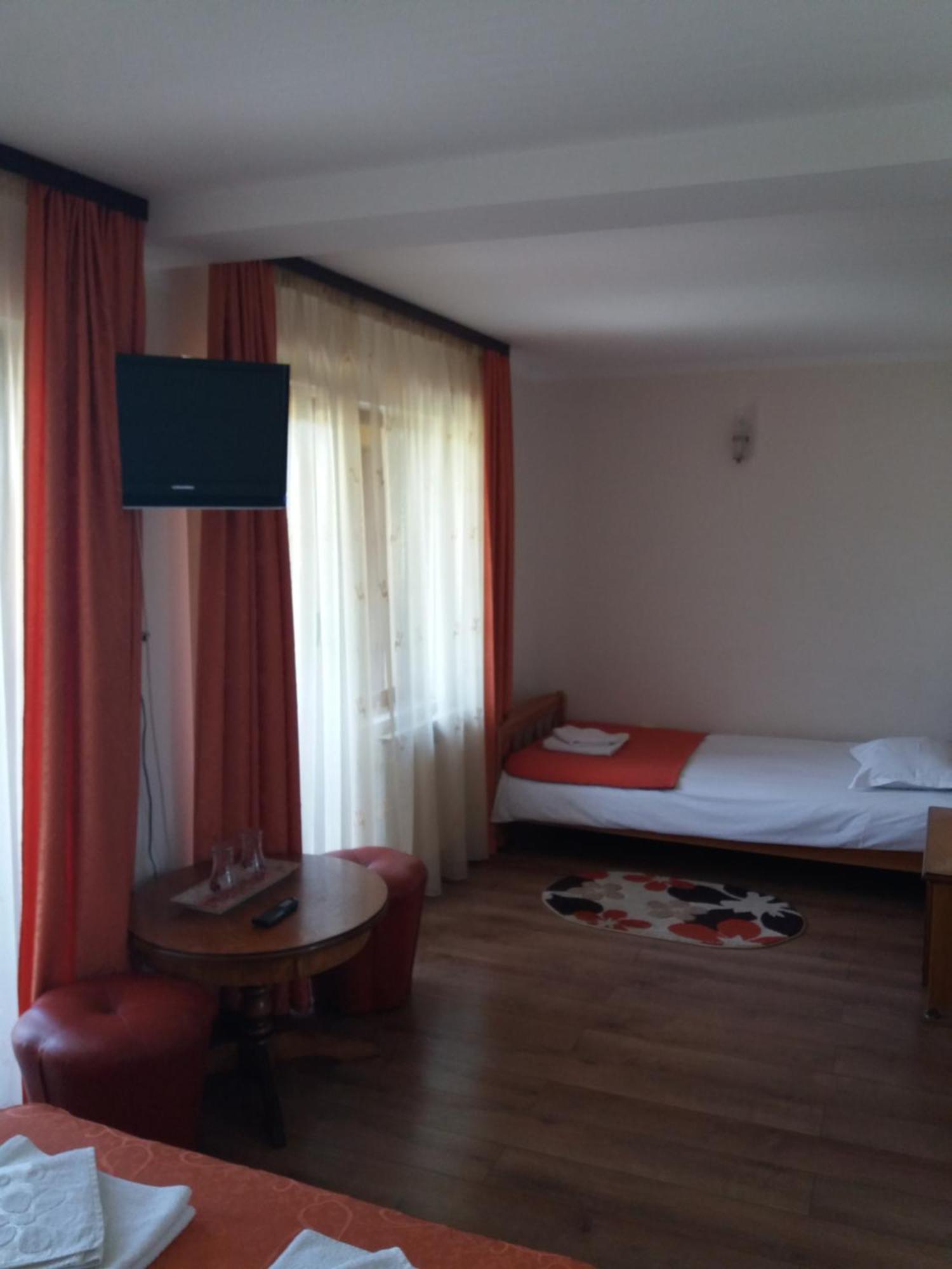 Pensiunea Alunis Hotel Sadova  Szoba fotó
